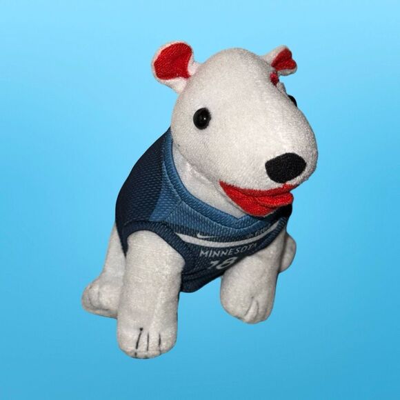 2018 Target Bullseye Dog MN Timberwolves #18 Basketball Plush Stuffed #5559/7000 - Picture 2 of 7